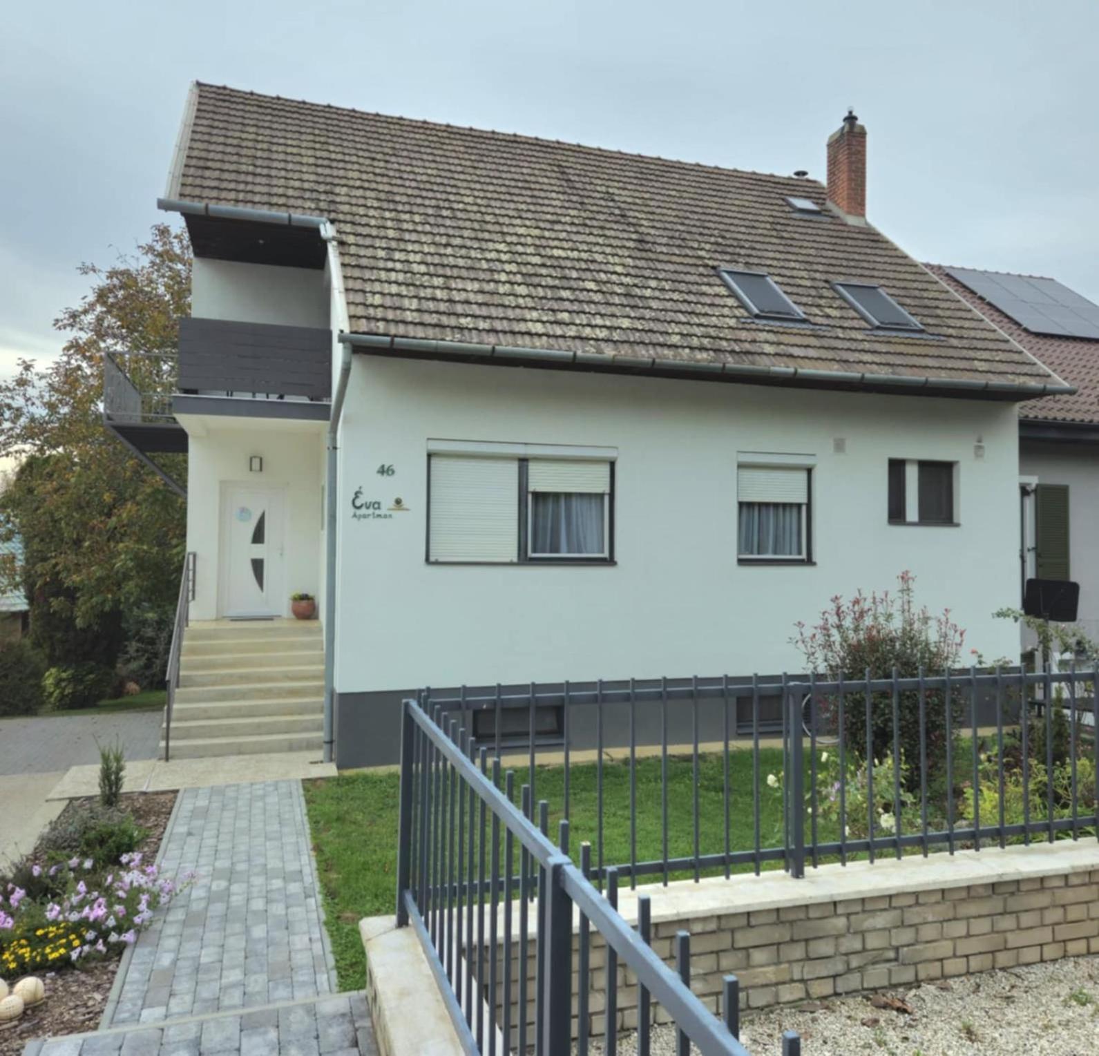 Éva Apartman Hévíz Extérieur photo