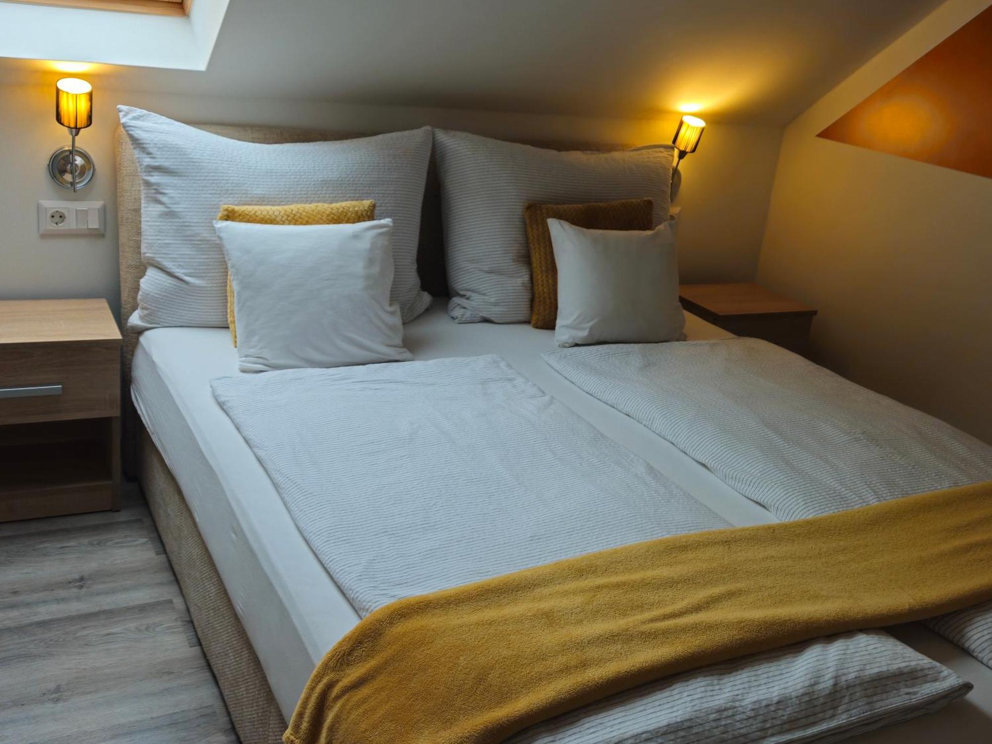 Éva Apartman Hévíz Extérieur photo